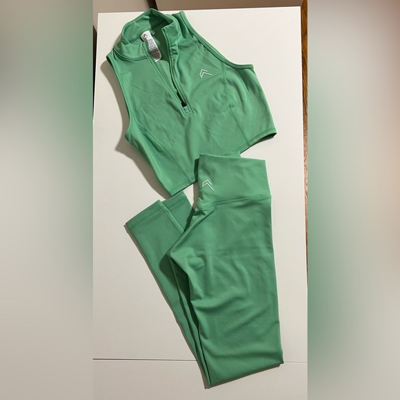 Oner active timeless set in jade green - Picture 3 of 7